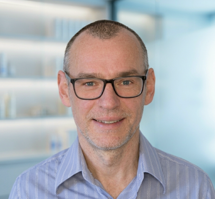 Dr Peter MacKenzie, portrait picture